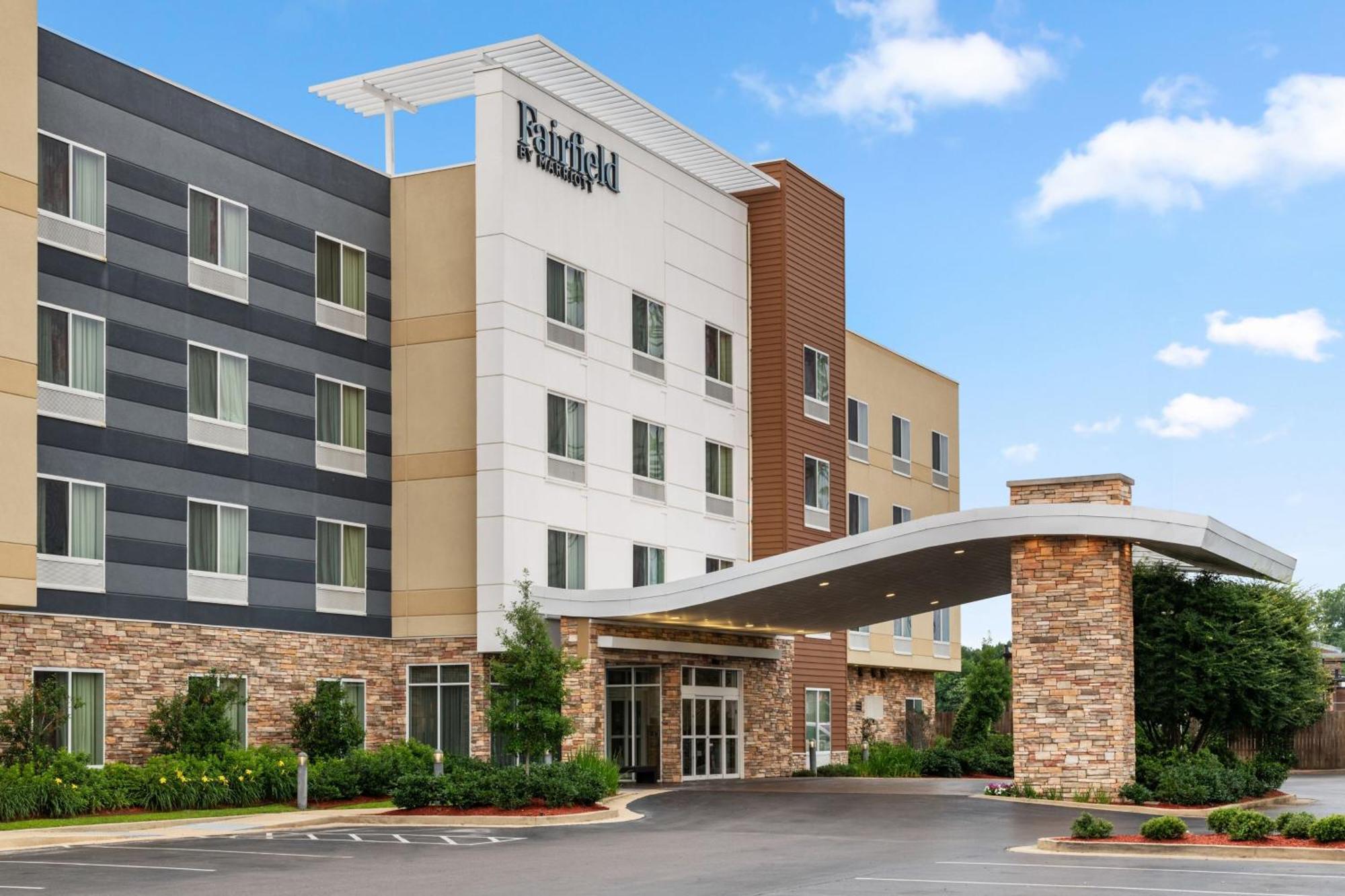 Fairfield Inn & Suites By Marriott Alexandria Exterior photo